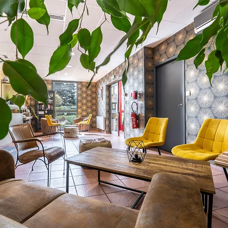 Logis Restaurant Le Mere Отель Сент-Мер-Эглиз