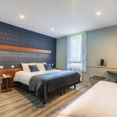 Logis Restaurant Le Mere 3* Сент-Мер-Эглиз