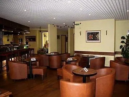 Hotell Logis Restaurant Le Mere Sainte-Mère-Église