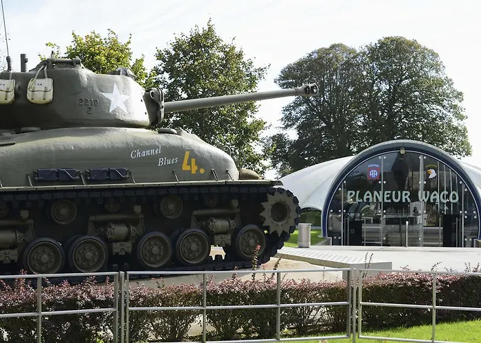 Hotel Logis Restaurant Le Mere