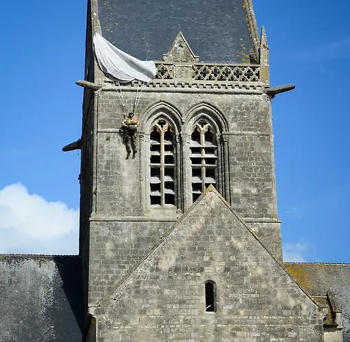 Logis Restaurant Le Mere Hotel 3*