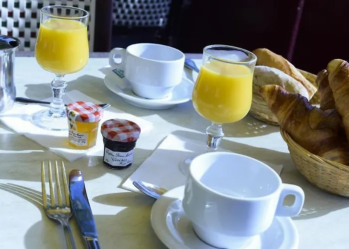 Logis Restaurant Le Mere 3* Sainte-Mère-Église