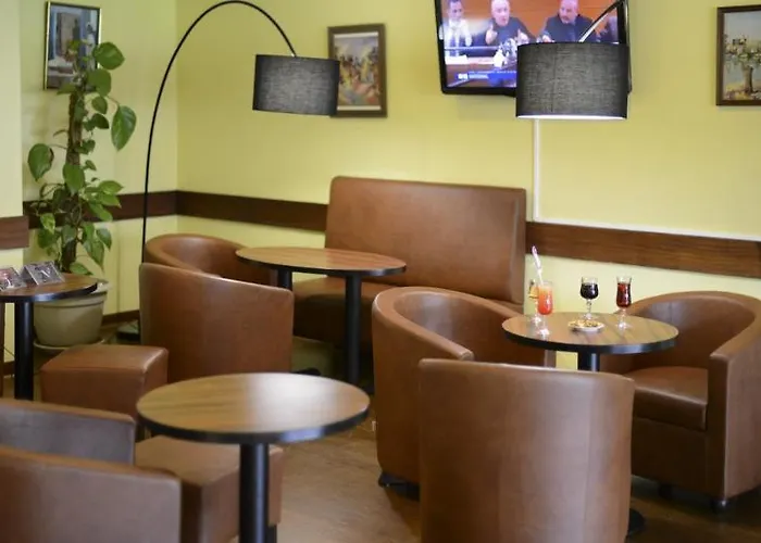 Logis Restaurant Le Mere Hotel 3*