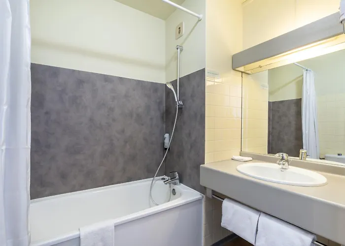 Logis Restaurant Le Mere Hotel Sainte-Mère-Église