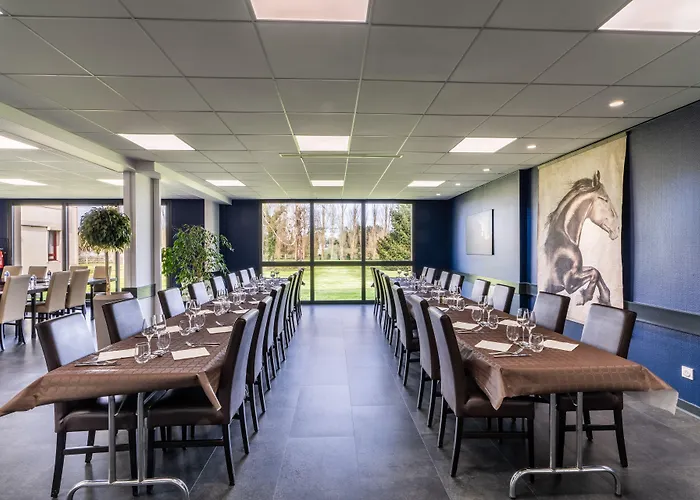 Logis Restaurant Le Mere Hotel 3*