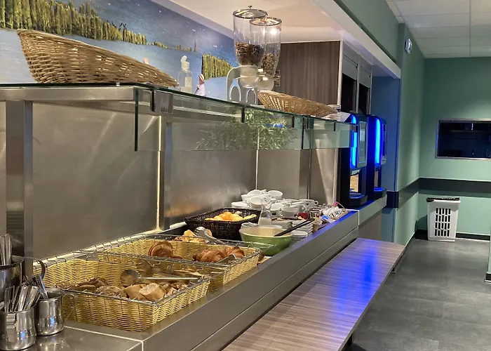 Logis Restaurant Le Mere Sainte-Mère-Église