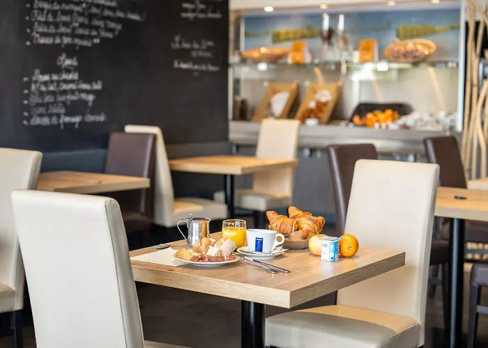 Logis Restaurant Le Mere Hotel 3*