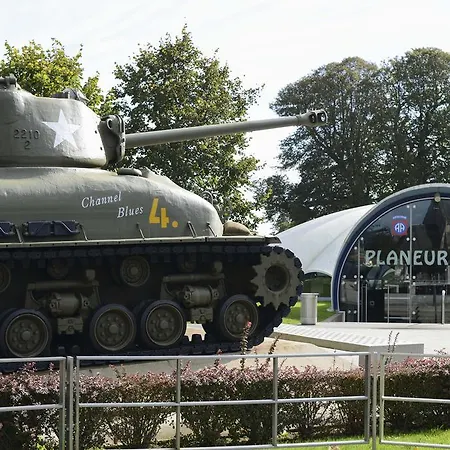 Hotel Logis Restaurant Le Mere