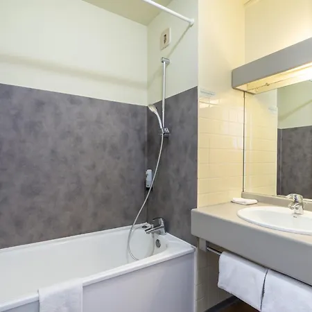 Logis Restaurant Le Mere Hotel Sainte-Mère-Église