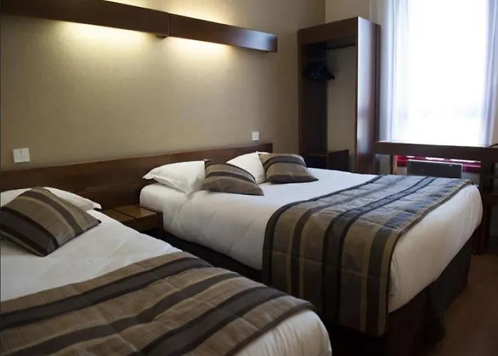 Hotel Logis Restaurant Le Mere