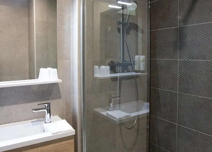 Logis Restaurant Le Mere 3* Sainte-Mère-Église