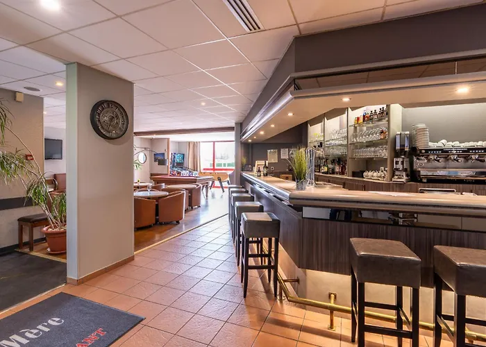 Logis Restaurant Le Mere Hotel Sainte-Mère-Église